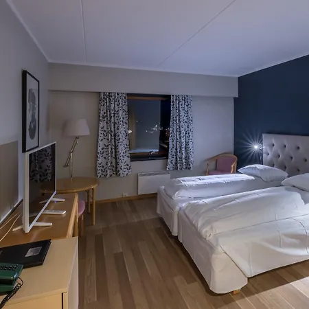 Reisafjord Otel 3*