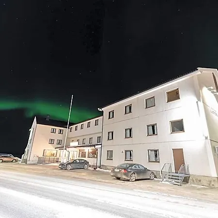 Reisafjord فندق Sørkjosen
