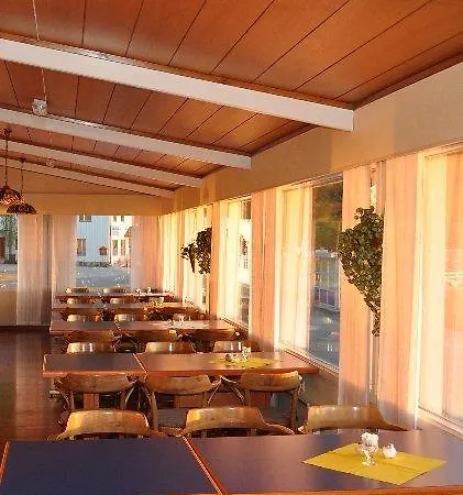 Hotel Reisafjord 3*
