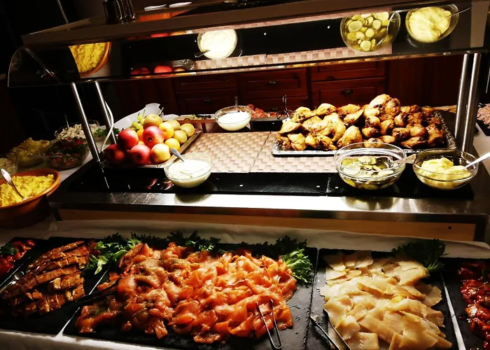 מלון Reisafjord Sørkjosen