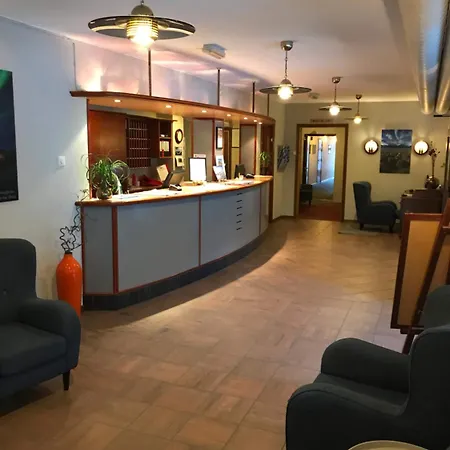 Reisafjord Otel 3*
